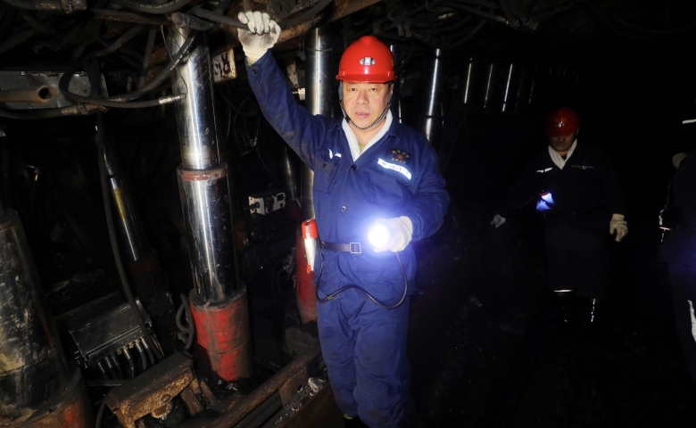 張秉德在益新礦調研檢查時強調 科學謀劃生產布局 保...